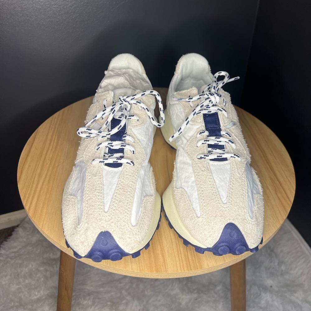 New Balance 327s - NEW IN BOX